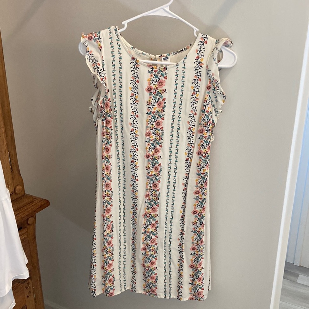 Old Navy XS flowery dress